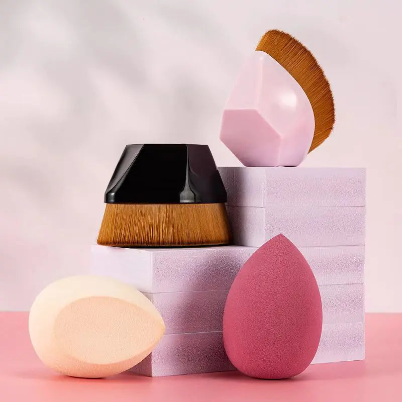 Magical Brush Kit + Makeup Sponges