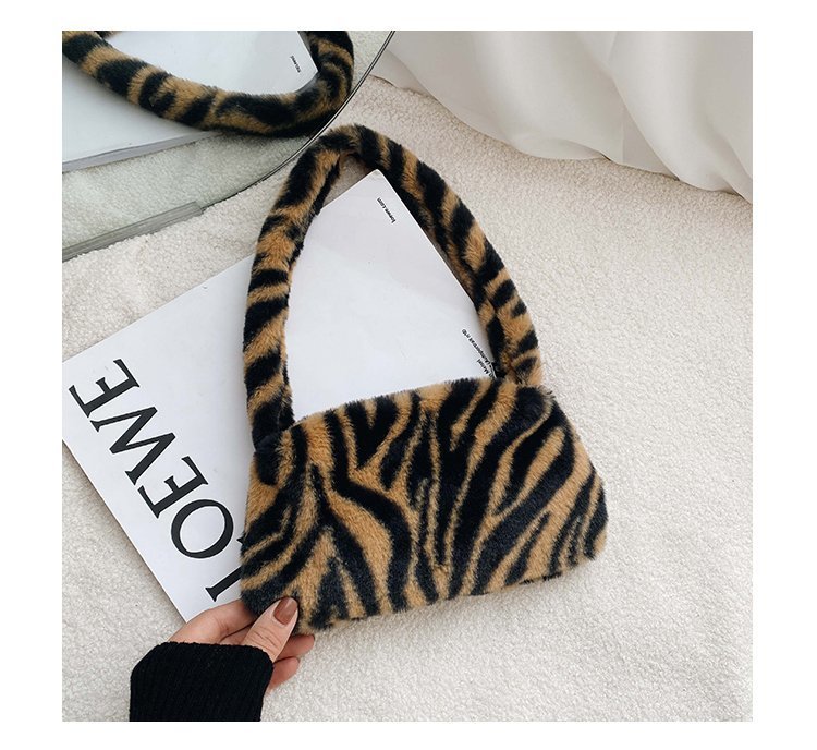 Winter Zebra Pattern Shoulder Underarm Bag