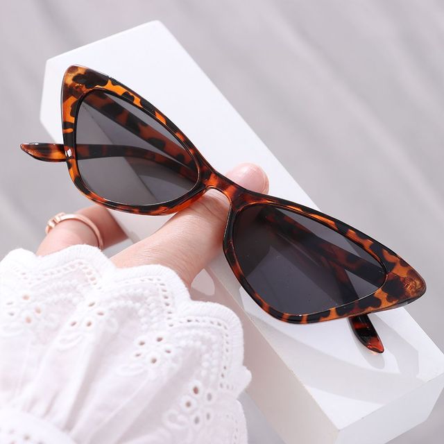 2022 New Vintage Cat Eye Sunglasses