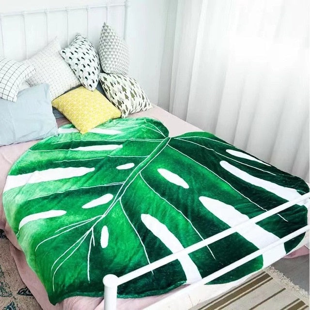 Super Soft Printed Giant Leaves Throw Blanket