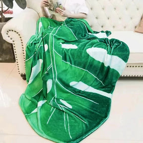 Super Soft Printed Giant Leaves Throw Blanket